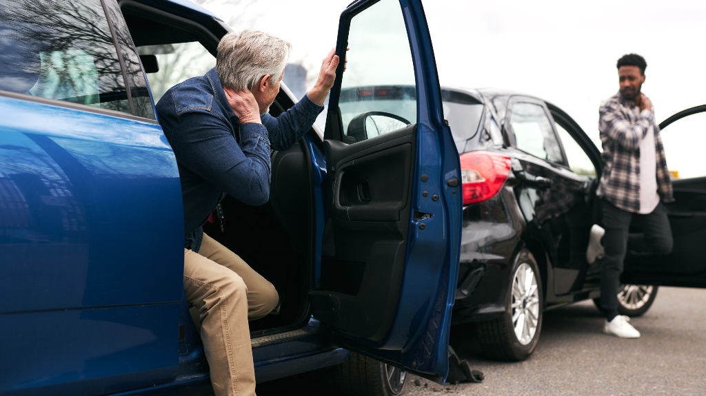 Can I Sue an Uninsured Driver in Illinois?