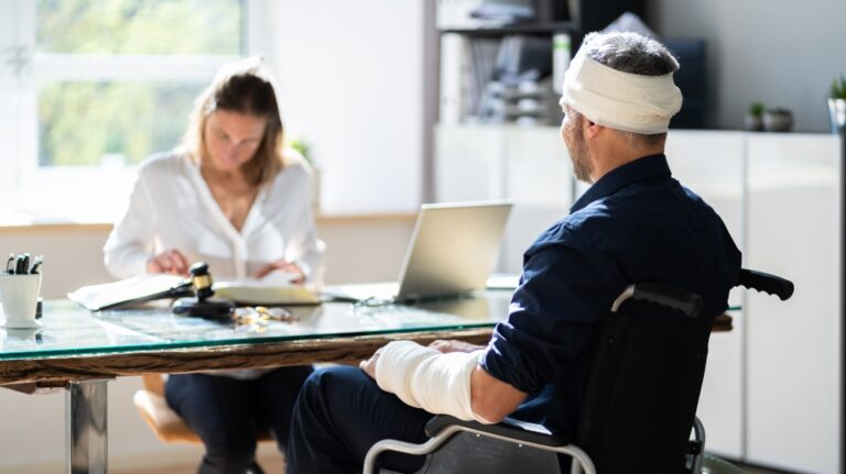 Finding the Best Car Accident Lawyer Near You in Illinois