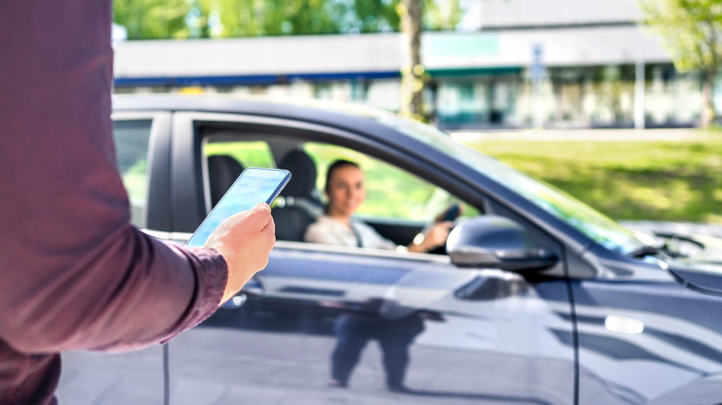 The Top 5 Mistakes to Avoid After an Uber Accident in Illinois