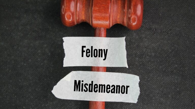 Misdemeanor, Felony and judge's gavel